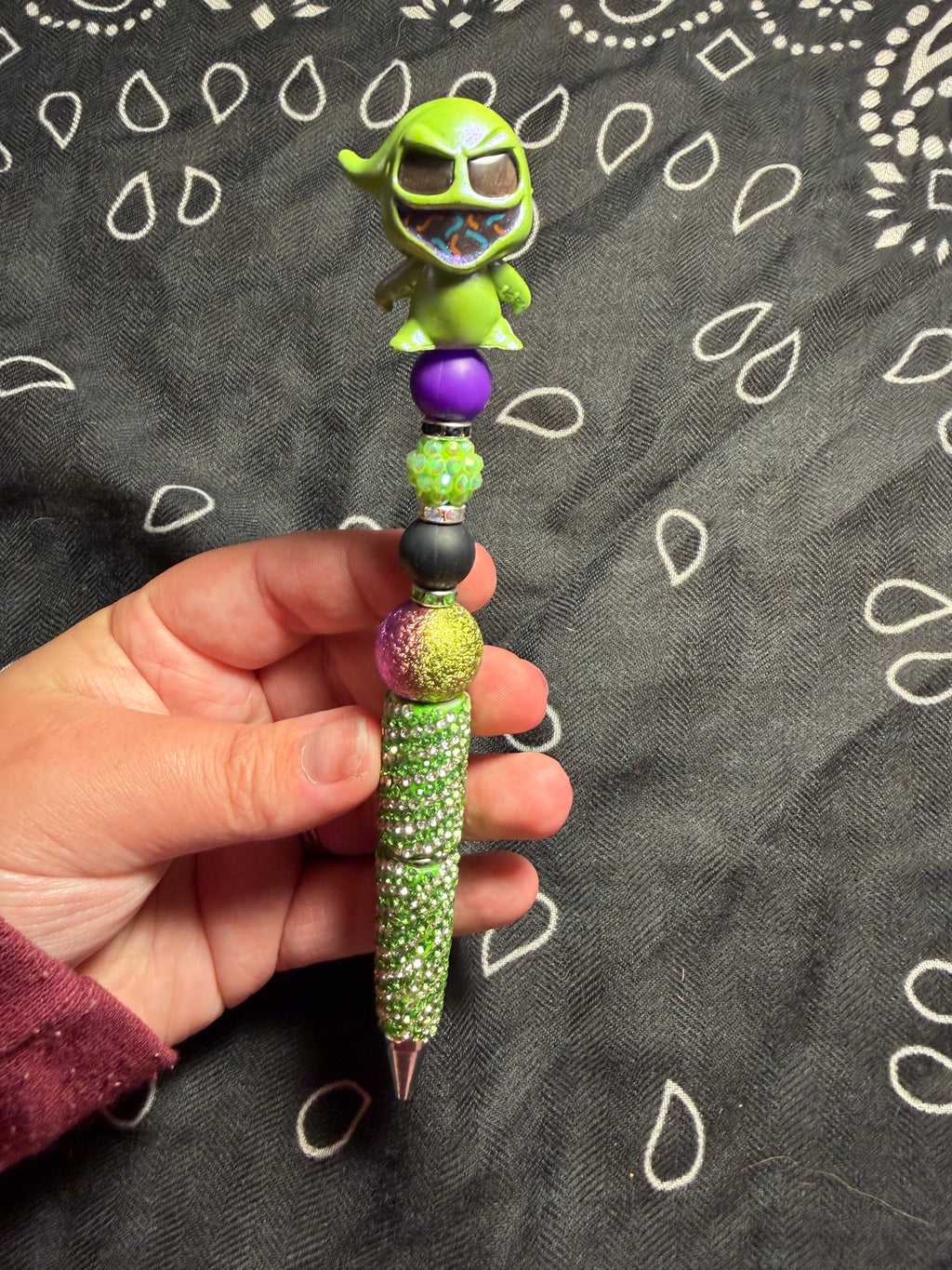 Pre-made rhinestone pens